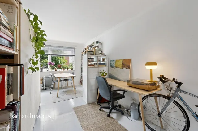 Coombe Road, New Malden, KT3, photo 2