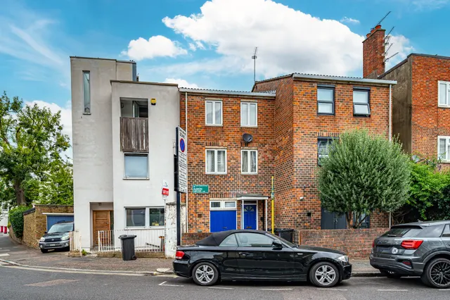 9 Albion Grove, London, photo 1