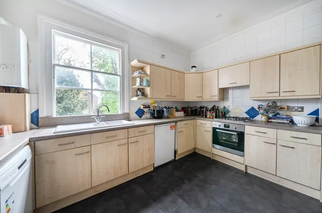 Waldegrave Road, London, SE19, photo 1