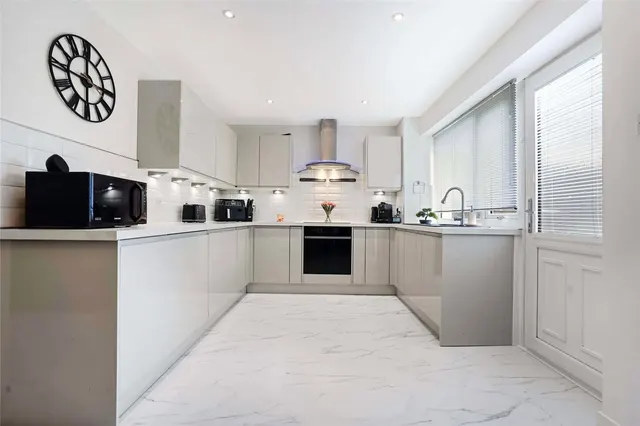 Woodend Walk, Armadale, EH48, photo 1