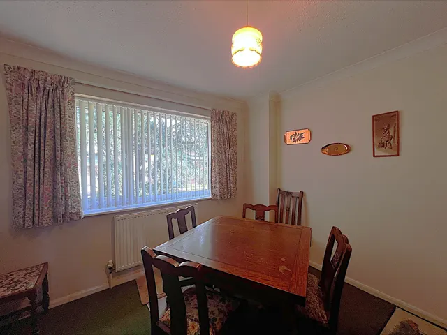 Buckingham Close, Seaford, BN25, photo 3