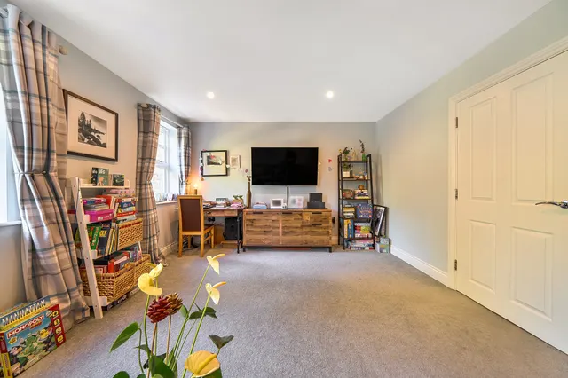 Flat 1, 47 Park Road, Bromley, photo 1