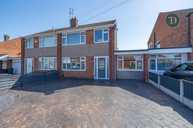 Shepton Road, Great Sutton, CH66 4SJ, photo 1