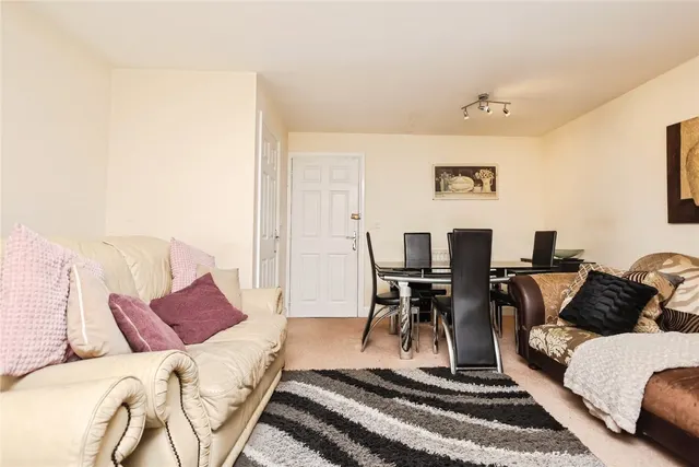 Bishops Close, Birmingham, B23, photo 2