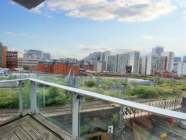 Blackfriars Road, Salford, Lancashire, M3 7BP, photo 1