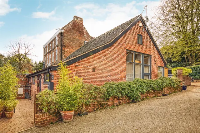 Main Street, Repton, photo 1