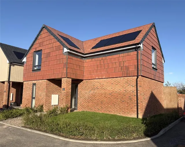 Poplar Close, Aston Cross, GL20, photo 1