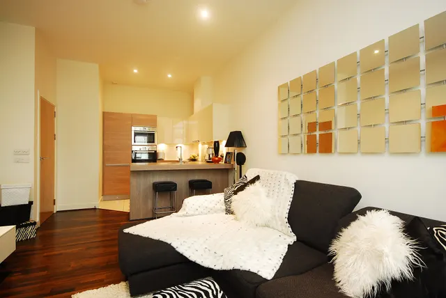 Photo 3 — 351 Bromyard House, Bromyard Avenue, London