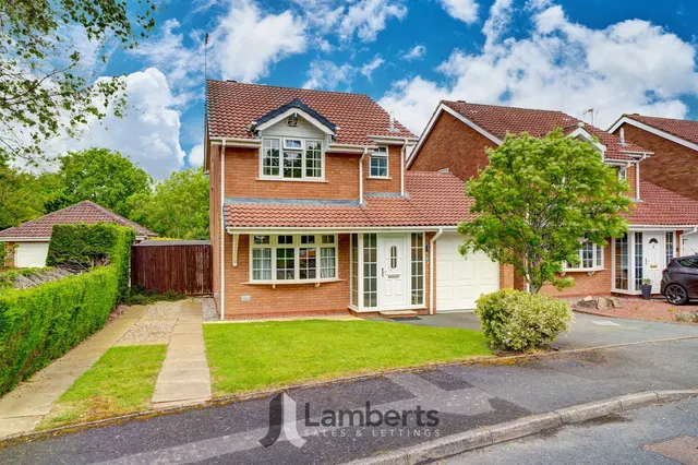 23 Lineholt Close, Redditch, photo 1