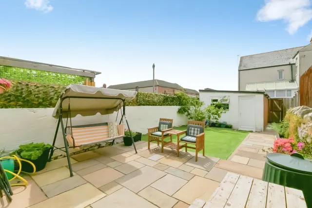 Court Road, Barry, CF63, photo 3