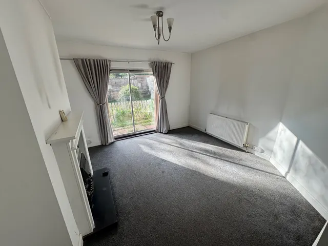 Stanley Road, B68, photo 3
