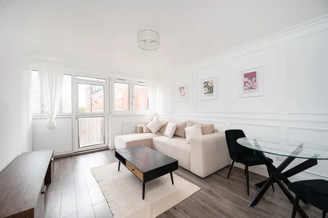10 Thorne House, Roman Road, London, photo 1
