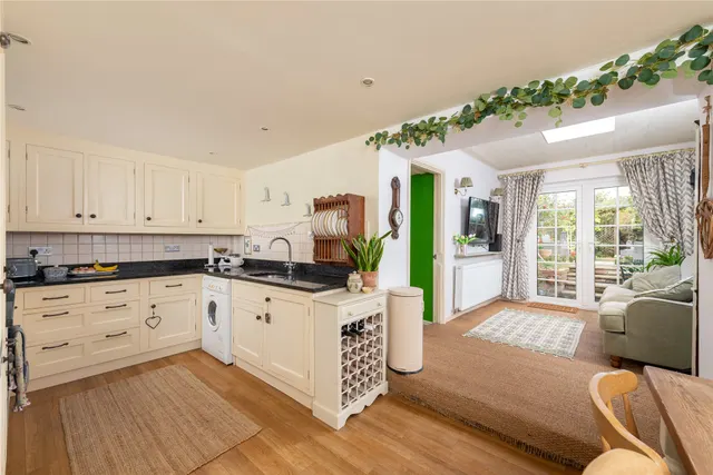 High Street, Everdon, NN11, photo 3