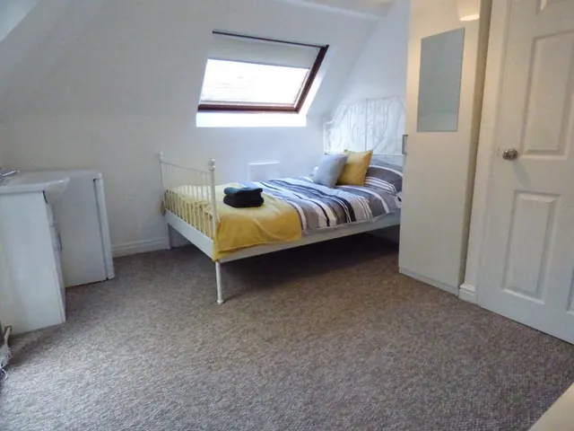 City Road, Winchester, SO23, photo 1