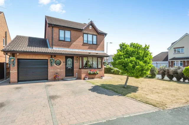 Ferndale View, Cusworth, Doncaster, photo 1