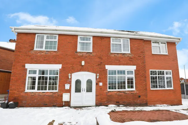 Star & Garter Road, Stoke-On-Trent, ST3, photo 2