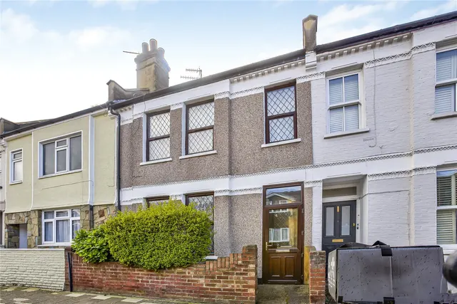 Garratt Terrace, London, SW17, photo 1