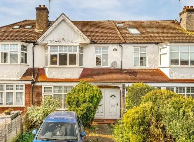 Fairway, West Wimbledon, SW20, photo 1