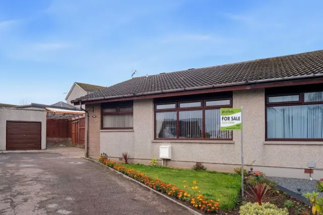 Collieston Crescent, Aberdeen, AB22, photo 1
