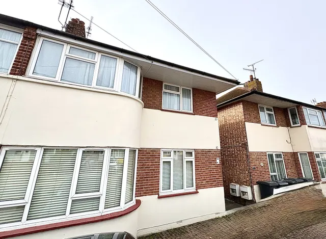 Gilda Crescent, Polegate, BN26, photo 1