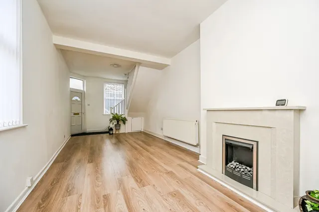 Waterloo Street, Liverpool, L15, photo 1
