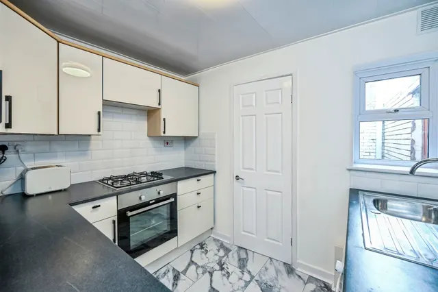 Waterloo Street, Liverpool, L15, photo 3
