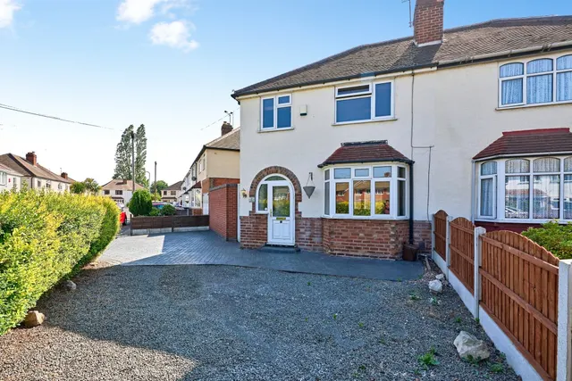 Maple Avenue, Wednesbury, WS10, photo 1