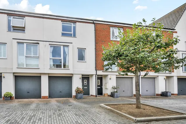 Alcock Crescent, Dartford, DA1, photo 1