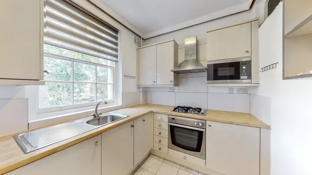Regent Square, Bloomsbury, WC1H, photo 2