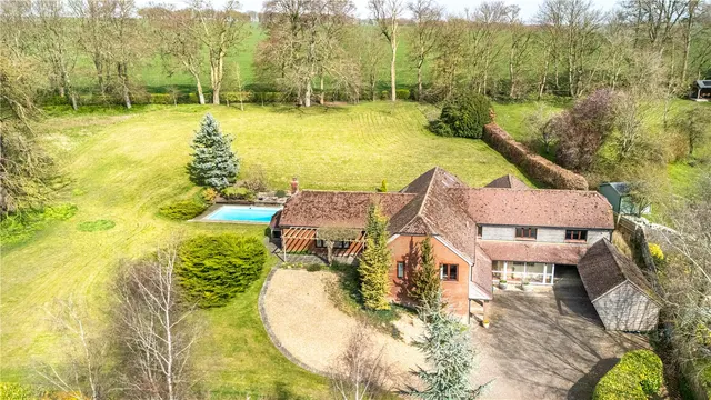 Photo 3 — The Maltings, West Ilsley, Newbury, Berkshire, RG20 7AX