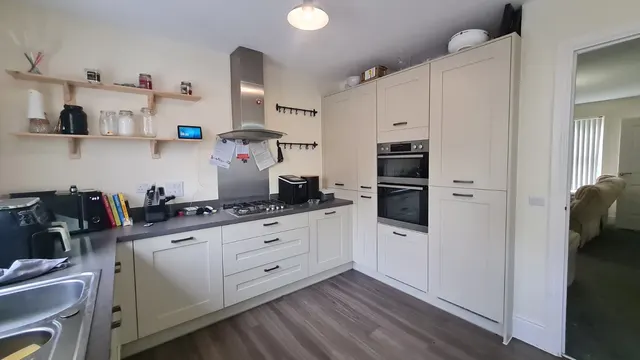 Butler Way, Wakefield, WF1, photo 3