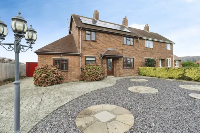 Barton Road, Barton, SY14, photo 1