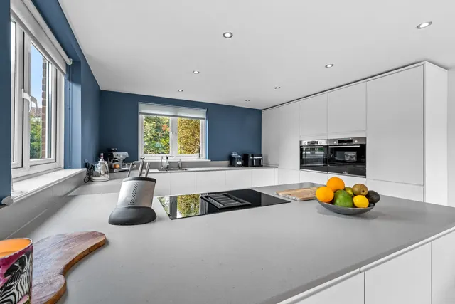 Geralds Grove, Banstead, SM7, photo 3