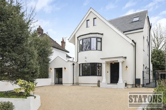 Friern Barnet Lane, Whetstone, London, N20 0NN, photo 1