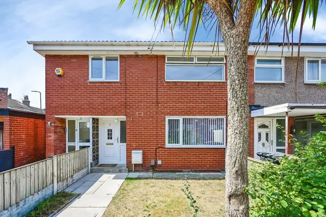 Midland Terrace, Liverpool, L22, photo 1