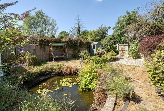 Photo 2 — Devereaux Crescent, Gloucestershire, Ebley, GL5 4PX