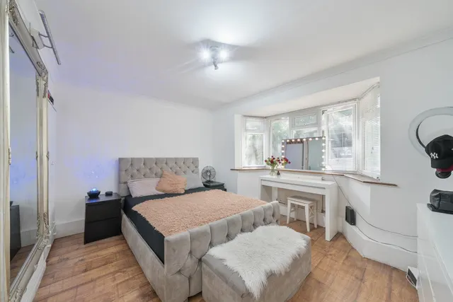 Thicket Terrace, Anerley, SE20, photo 3