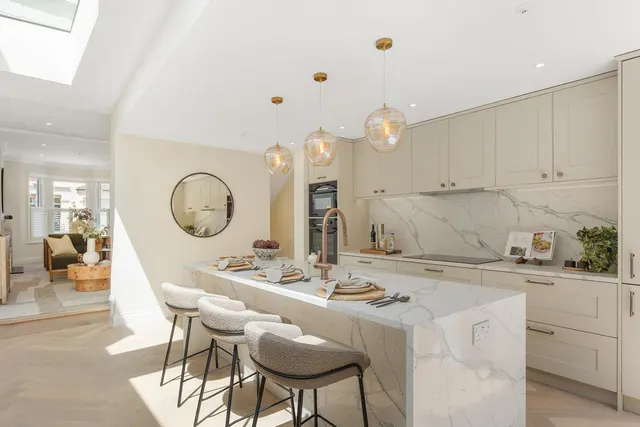 Rosaline Road, London, SW6, photo 1