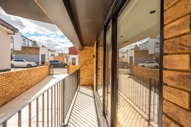 Photo 3 — Flat 1, Navy Rose Apartments, Morden