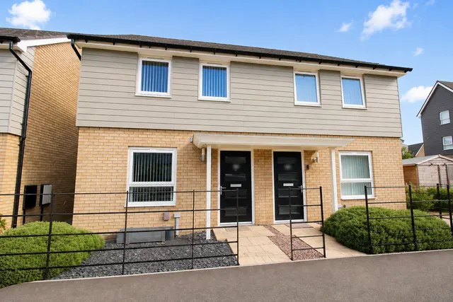 Green Lane, Wixams, Bedford, Bedford, MK42 6BA, photo 1