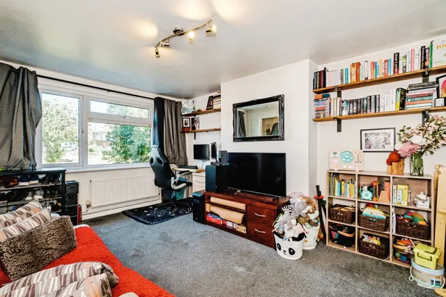 Hayley Road, Lancing, BN15, photo 2