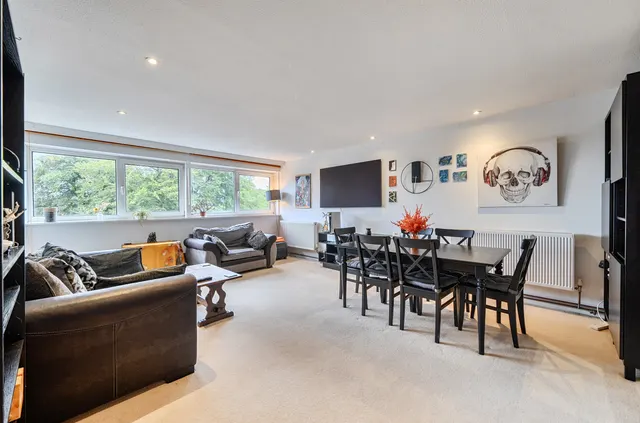 Northlands Drive, Winchester, SO23, photo 2