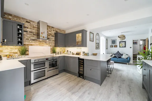 Photo 3 — Portway, Upton St. Leonards, Gloucest...