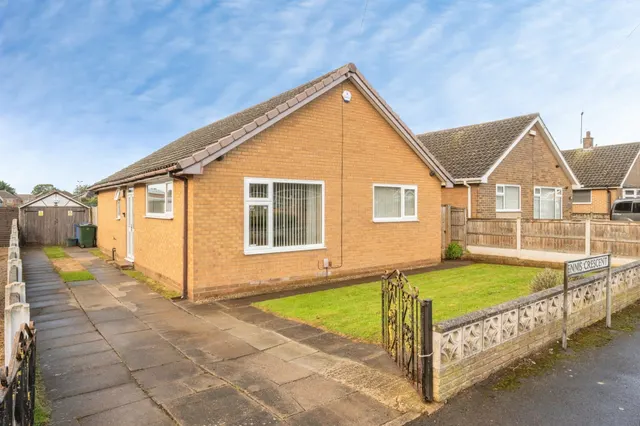 Ennis Crescent, Intake, DN2, photo 1