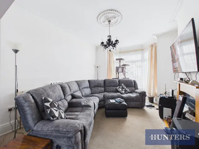Haslemere Avenue, Bridlington, YO15, photo 3