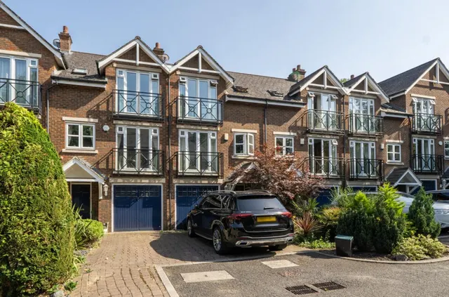 Langham Park Place, Bromley, photo 1