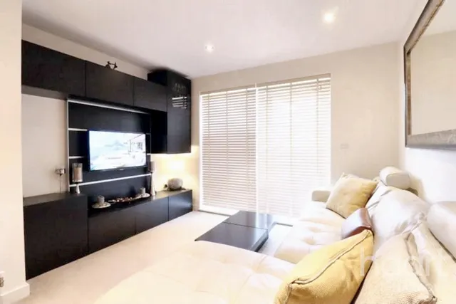 Howard Road, Stanmore, HA7, photo 3