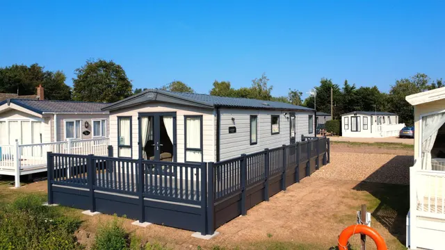 Little Lakeland Caravan Park, Wortwell, IP20, photo 1
