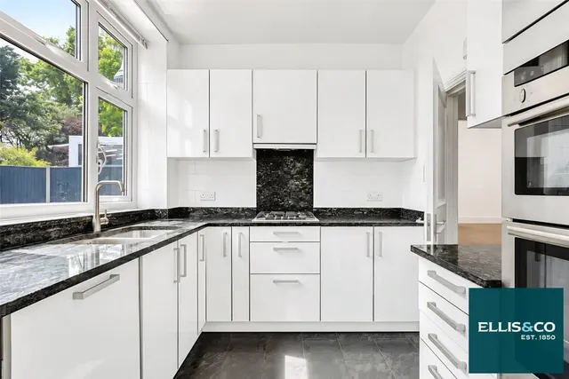 Hoop Lane, Golders Green, NW11, photo 2