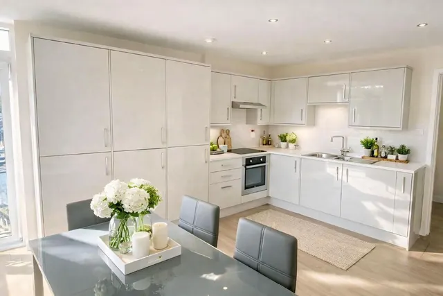 5 bedroom flat, Montgomery Terrace Road